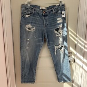NWT Gap No Stretch Relaxed Boyfriend Distressed Jeans Size 33 Blue